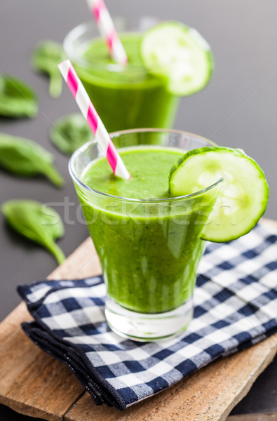 Smoothie verde vidro fresco saudável comida fruto Foto stock © ElinaManninen