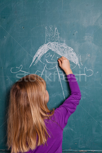 [[stock_photo]]: Jeune · fille · dessin · tableau · image · princesse · couronne