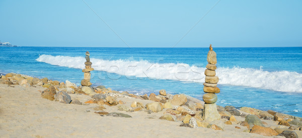Dengeli kayalar deniz dengeleme plaj Stok fotoğraf © EllenSmile