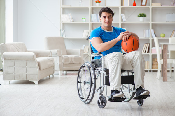 Foto stock: Jovem · cadeira · de · rodas · ferimento · basquetebol · saúde