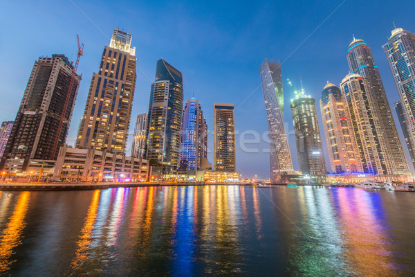 Stock fotó: Dubai · marina · felhőkarcolók · éjszaka · iroda · épület