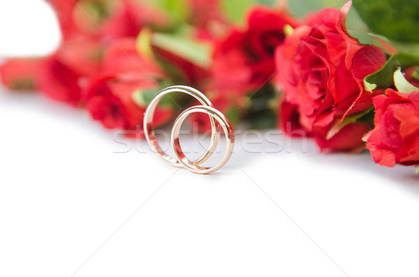 Foto stock: Anillos · de · boda · flores · aislado · blanco · flor · boda