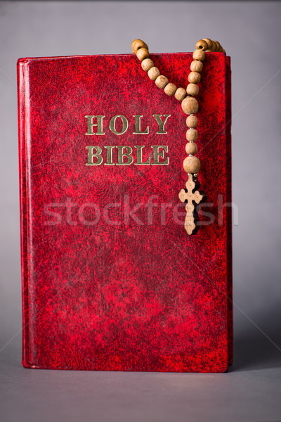 Biblia cruz religiosas madera luz Jesús Foto stock © Elnur