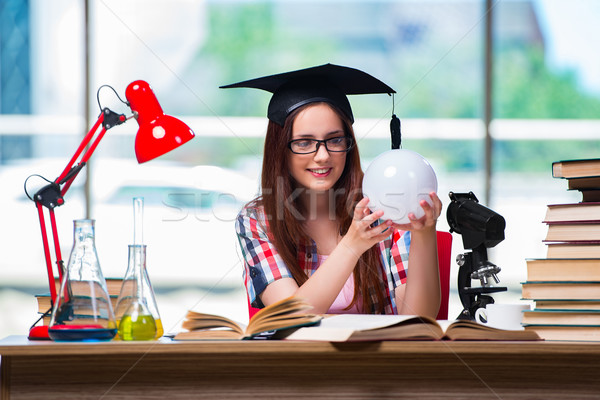 Foto stock: Joven · exámenes · nina · libro · médicos · estudiante