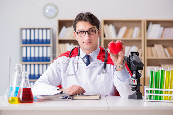 Foto d'archivio: Medico · lavoro · Lab · ospedale · uomo