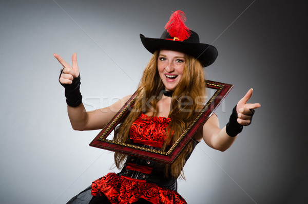 Stockfoto: Vrouw · piraat · fotolijstje · zwarte · hoed · vintage