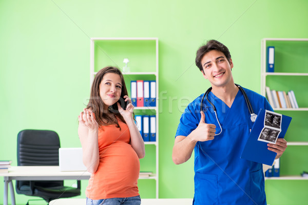 Foto stock: Mulher · grávida · masculino · clínica · bebê · homem · médico