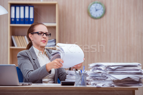 Meşgul stresli kadın sekreter stres ofis Stok fotoğraf © Elnur