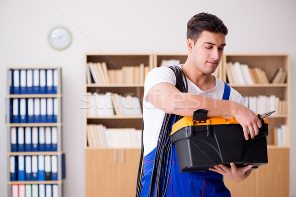 Stock foto: Jungen · Elektriker · Kabel · arbeiten · Büro · Gebäude