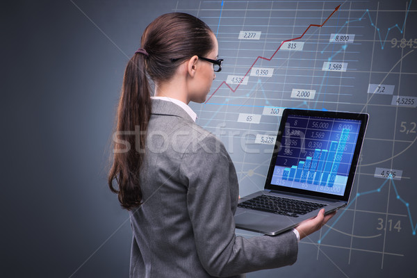 Foto stock: Mujer · comerciante · de · trabajo · portátil · stock · comercio