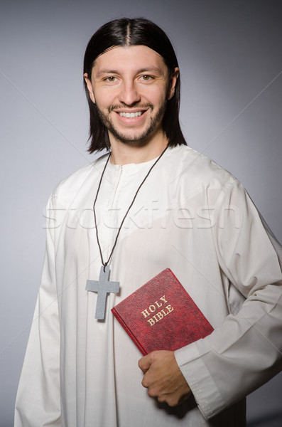 священник человека религиозных книга Церкви Библии Сток-фото © Elnur