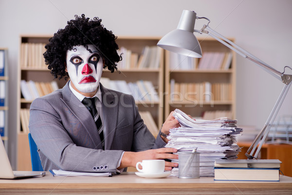 Clown Geschäftsmann arbeiten Büro Mann Laptop Stock foto © Elnur