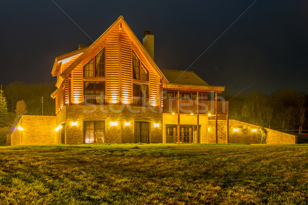 Nice modernen Haus Abend Himmel Gras Stock foto © Elnur