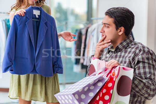 Stock foto: Mann · warten · Ehefrau · Weihnachten · Warenkorb · Paar