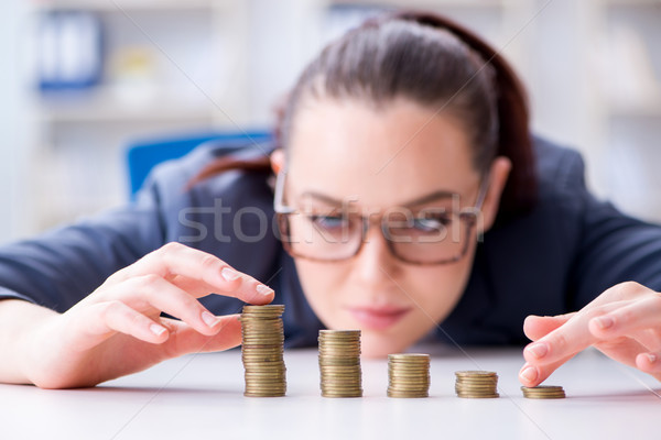 Femme d'affaires pièces forex affaires triste Finance [[stock_photo]] © Elnur