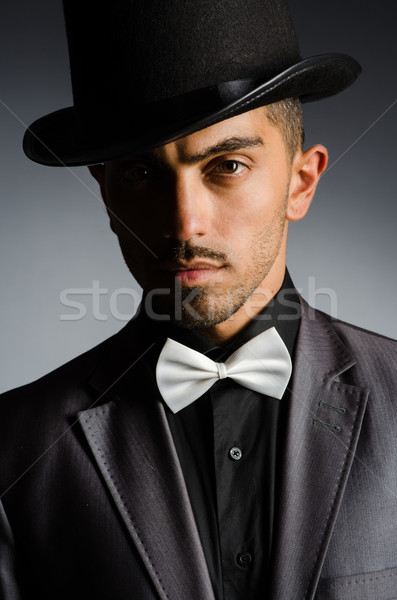 Homme chapeau vintage travaux étudiant fond [[stock_photo]] © Elnur