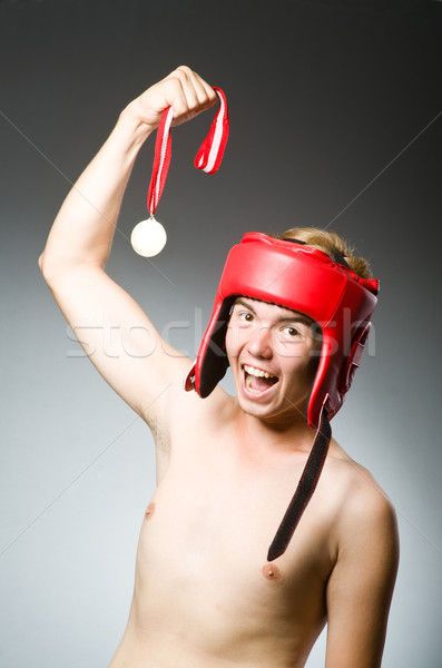 Stok fotoğraf: Komik · boksör · kazanan · altın · madalya · el · egzersiz