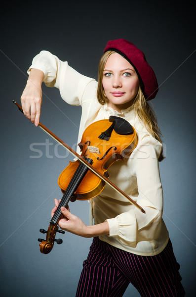 Mulher violino jogador musical concerto soar Foto stock © Elnur