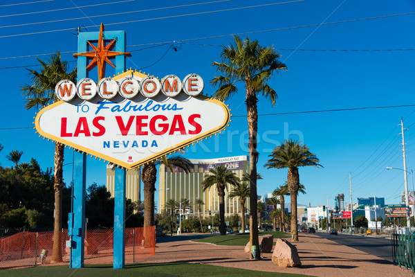Híres Las Vegas felirat fényes napos idő út Stock fotó © Elnur