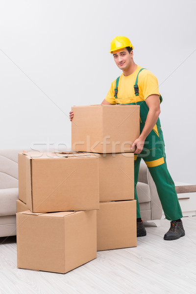 Közlekedés munkás dobozok ház férfi otthon Stock fotó © Elnur
