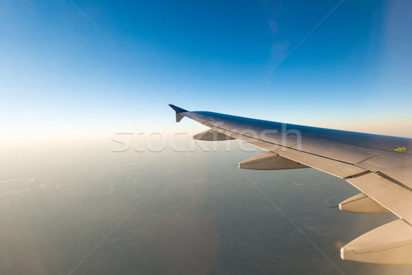 Aereo ala fuori finestra tecnologia blu Foto d'archivio © Elnur