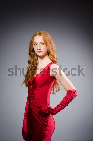 Menina vestido vermelho arma curta cinza modelo beleza Foto stock © Elnur
