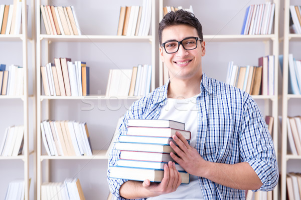 Jeunes étudiant livres examens livre homme [[stock_photo]] © Elnur