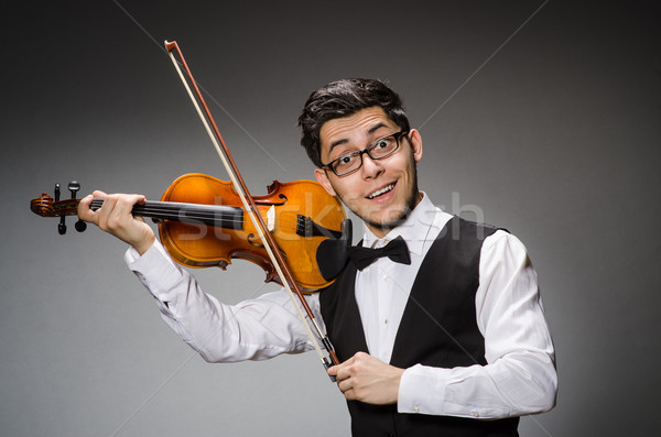 Funny violín jugador violín hombre sonido Foto stock © Elnur