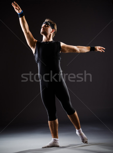Сток-фото: молодым · человеком · подготовки · балет · человека · спорт · тело