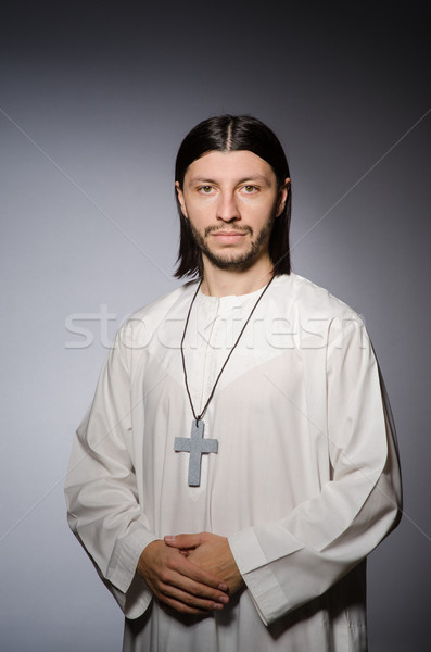 Foto d'archivio: Sacerdote · uomo · religiosa · libro · chiesa · bible