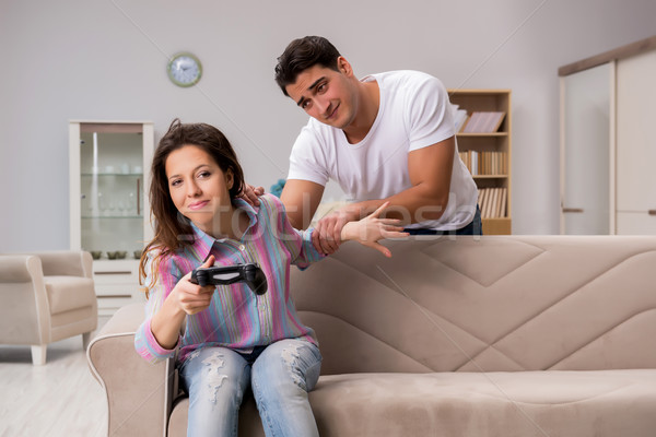 Jonge familie lijden computer games verslaving Stockfoto © Elnur