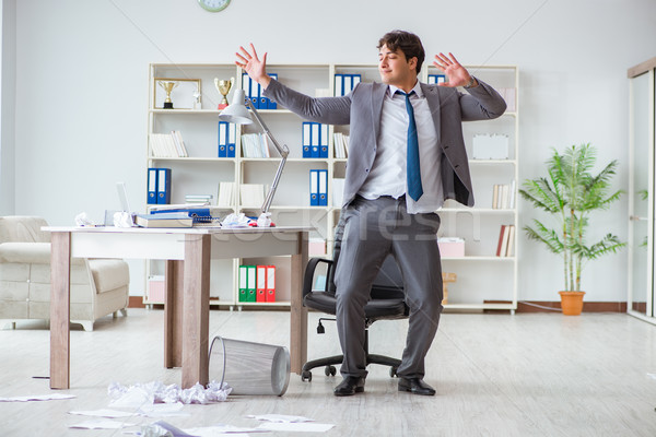 üzletember szórakozás elvesz törik irodai munka üzlet Stock fotó © Elnur