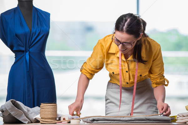 Foto stock: Mujer · sastre · de · trabajo · nuevos · ropa · moda