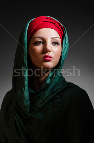 Portret jonge vrouw hoofddoek vrouw gelukkig mode Stockfoto © Elnur