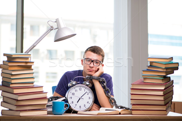 Jeunes étudiant école examens livre homme [[stock_photo]] © Elnur