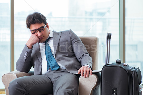 Jonge zakenman luchthaven business salon wachten Stockfoto © Elnur