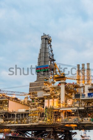 Torre de perforación petrolera mar negocios cielo Foto stock © Elnur
