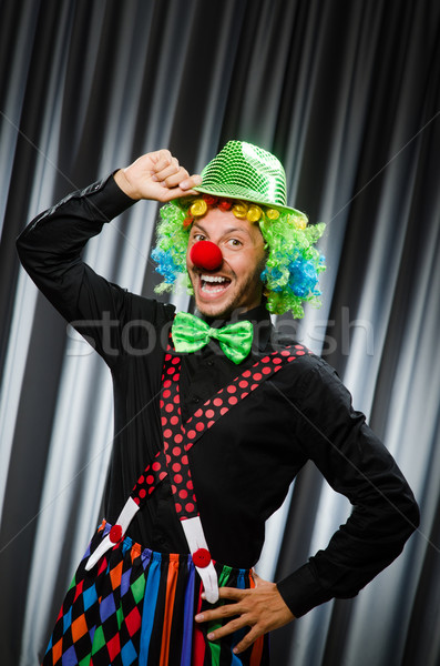 Stockfoto: Grappig · clown · humoristisch · gordijn · glimlach · verjaardag