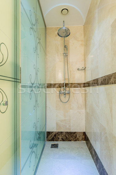 Modernes salle de bain intérieur baignoire verre santé Photo stock © Elnur
