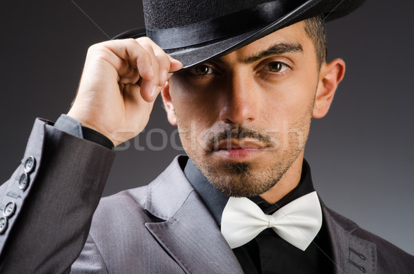 Homme chapeau vintage travaux étudiant fond [[stock_photo]] © Elnur