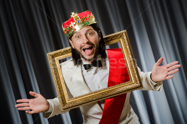 商业照片:王· 镜框 · 滑稽 · 工作 · 背景 ·帧 / king with