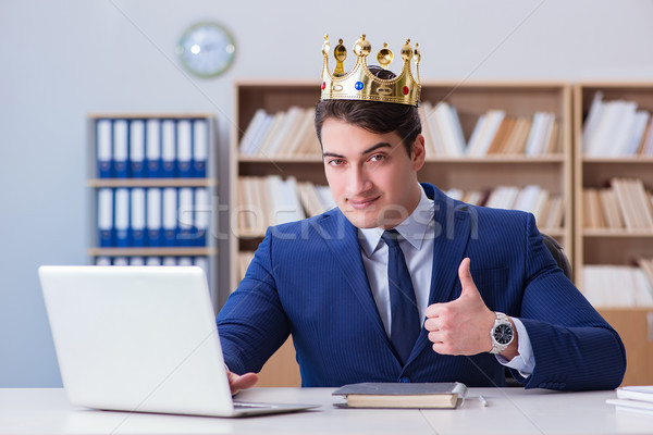 Сток-фото: царя · бизнесмен · рабочих · служба · улыбка · костюм