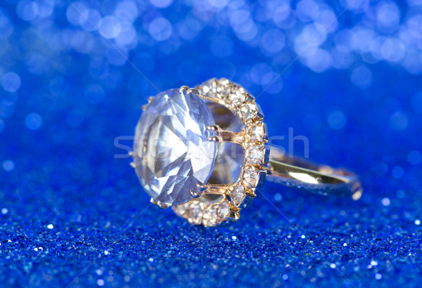 Joyas anillo azul fondo cadena diamantes Foto stock © Elnur