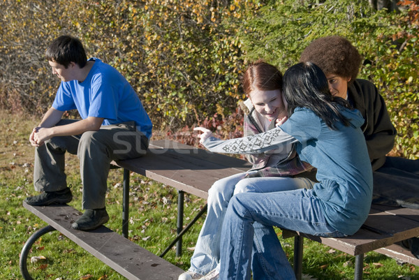 Na zewnątrz trzy nastolatków zabawy teen Zdjęcia stock © elvinstar
