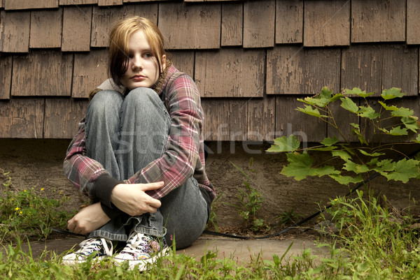 Teen traurig Schönheit Drogen Obdachlosen Stock foto © elvinstar