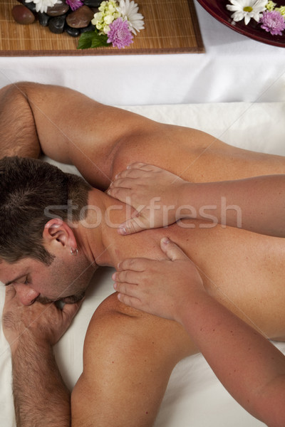 Zdjęcia stock: Człowiek · masażu · leży · tabeli · twarz