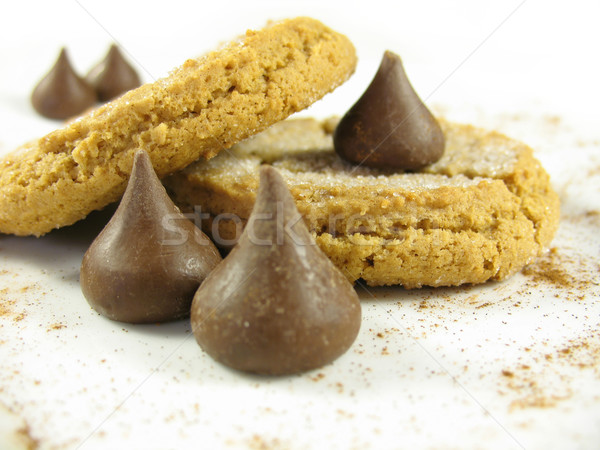 Cookies pindakaas chocolade plaat kaneel voedsel Stockfoto © elvinstar