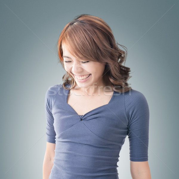 Nieśmiała asian dziewczyna uśmiechnięty portret Zdjęcia stock © elwynn