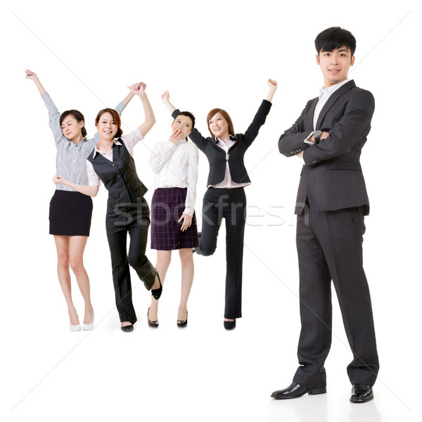 Foto stock: Excitado · equipo · de · negocios · alegre · hombre · de · negocios · mujer · completo