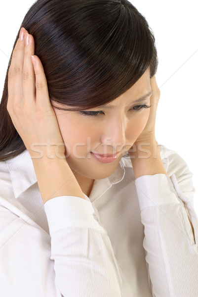 Foto d'archivio: Stress · asian · imprenditrice · mani · orecchie · bianco